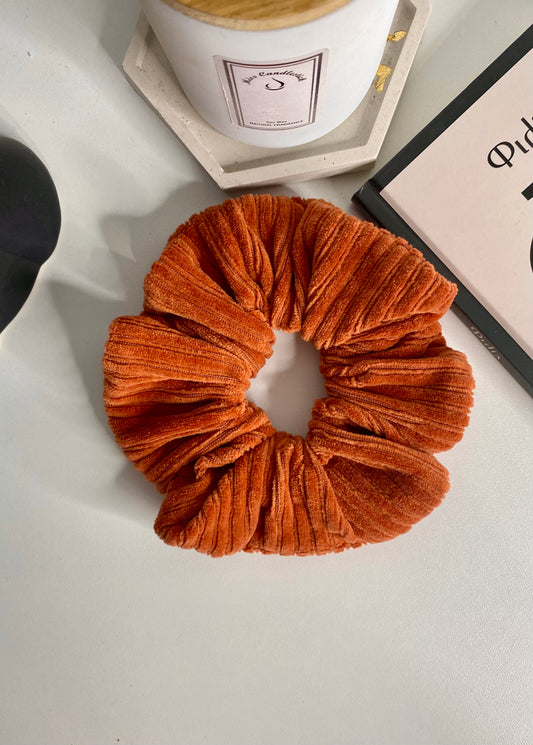 Chestnut (M) Scrunchie