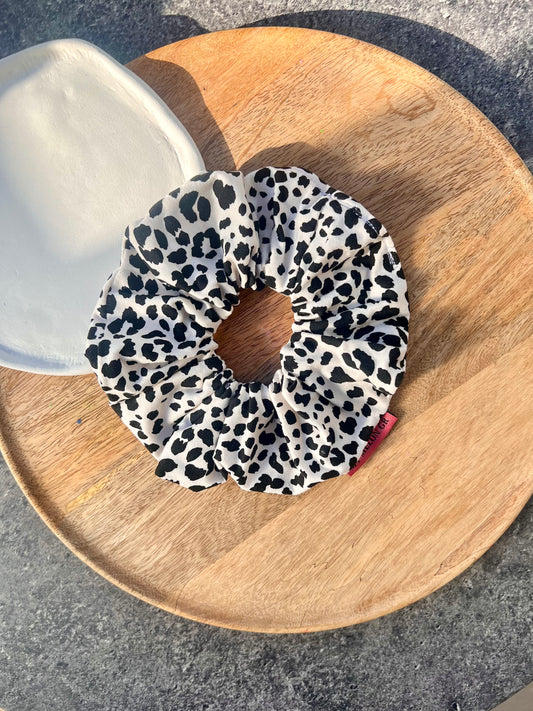 Dalmatian L Scrunchie✨BEST SELLER!